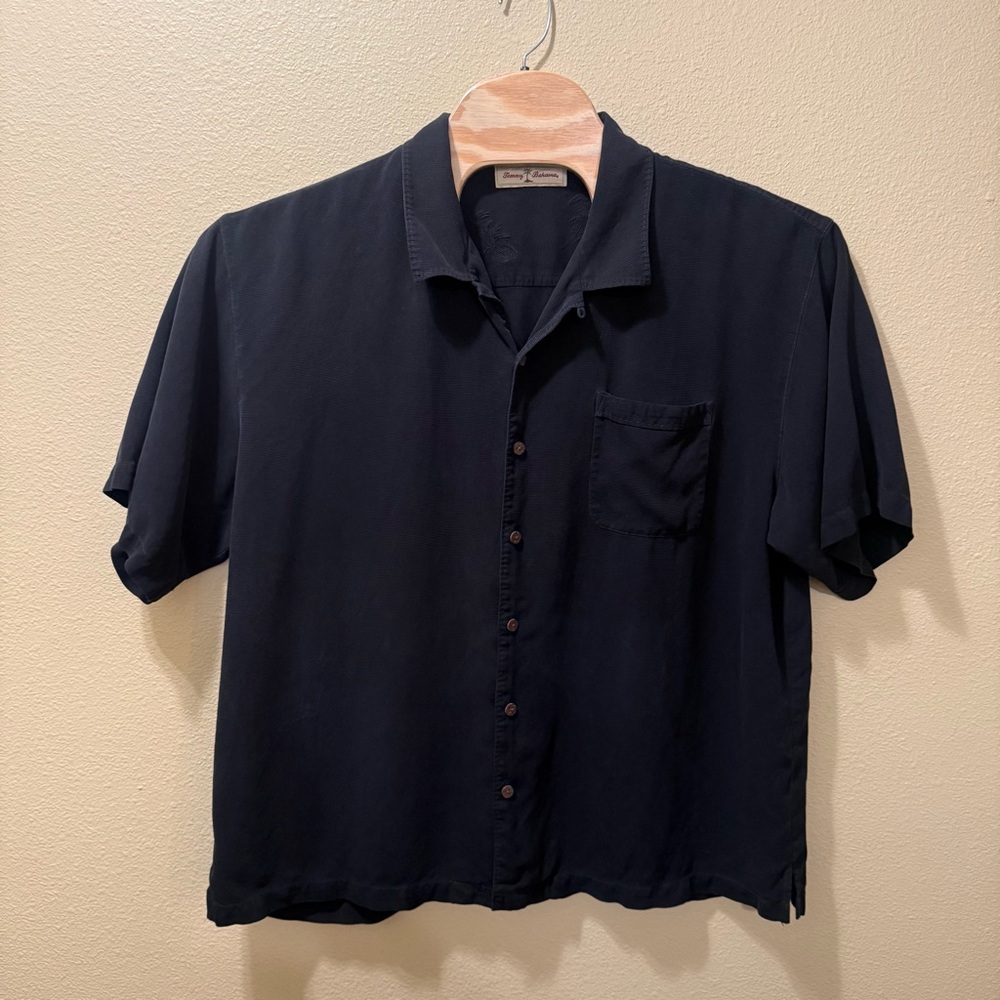 Men’s XXL Tommy Bahama Solid Black 100% Silk Hawaiian Short Sleeve Shirt